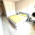 Sunny Apartman *